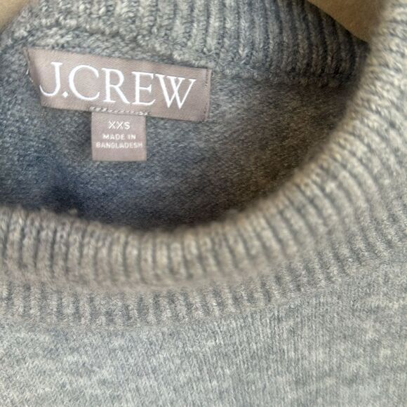 Great Condition Worn Once Bell Sleeve Mock Neck Sweater By J Crew - Picture 4 of 5